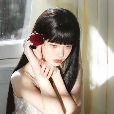 二人漫步几春秋
